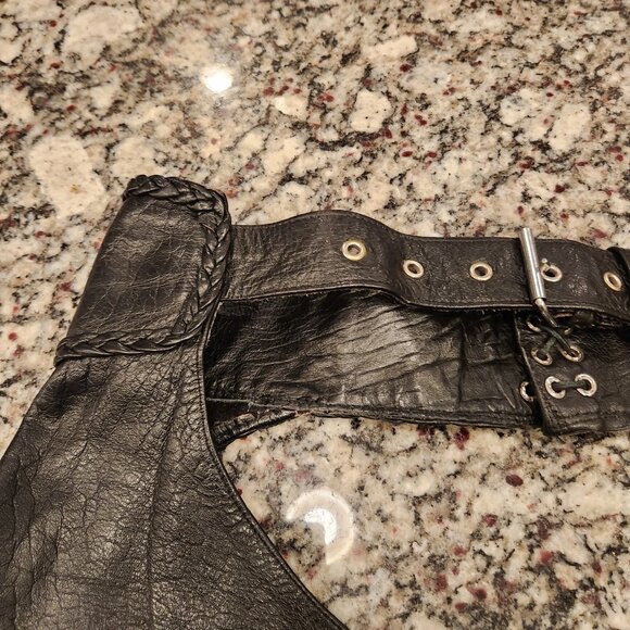 Unik Motorcycle Biker Chaps Black Leather Zipper&Snaps Size L Pinhole Pictured - Picture 4 of 8